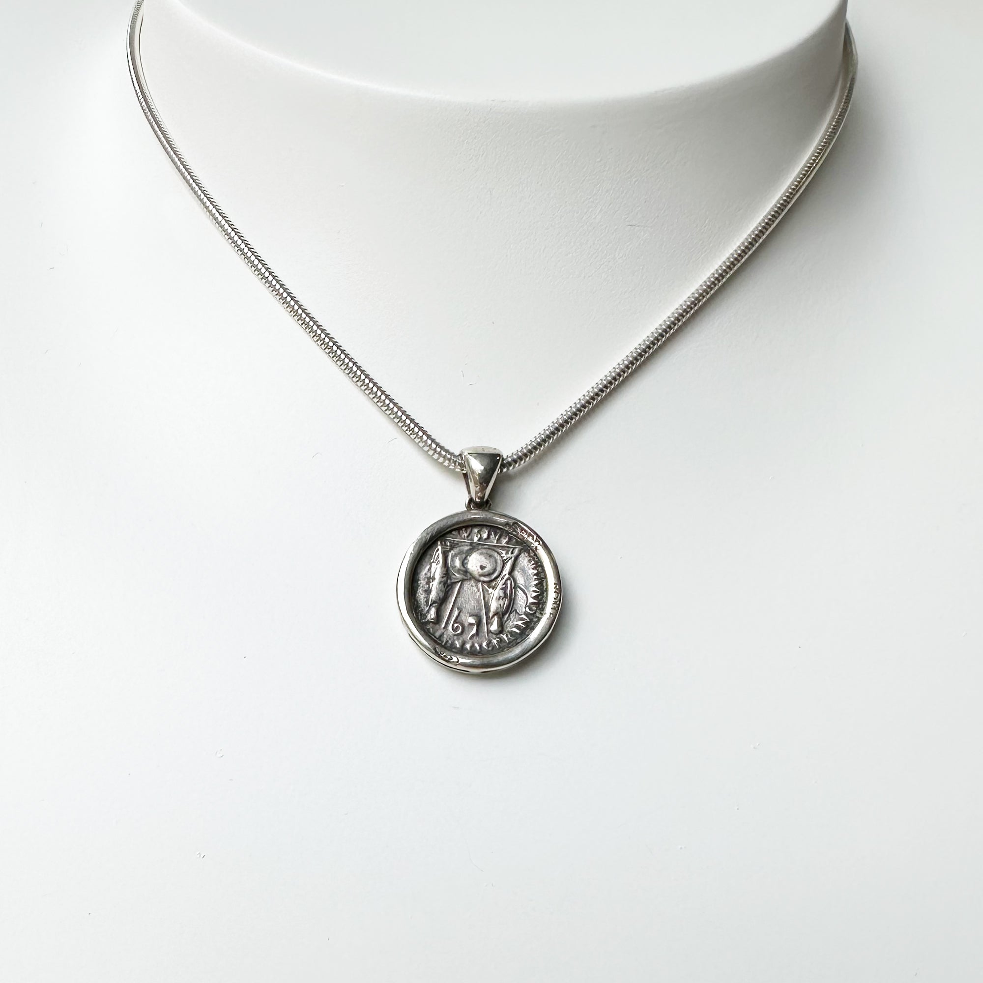 Genuine Ancient Roman Coin 27 BC-AD 14 Silver Pendant depicting the Emperor Augustus3