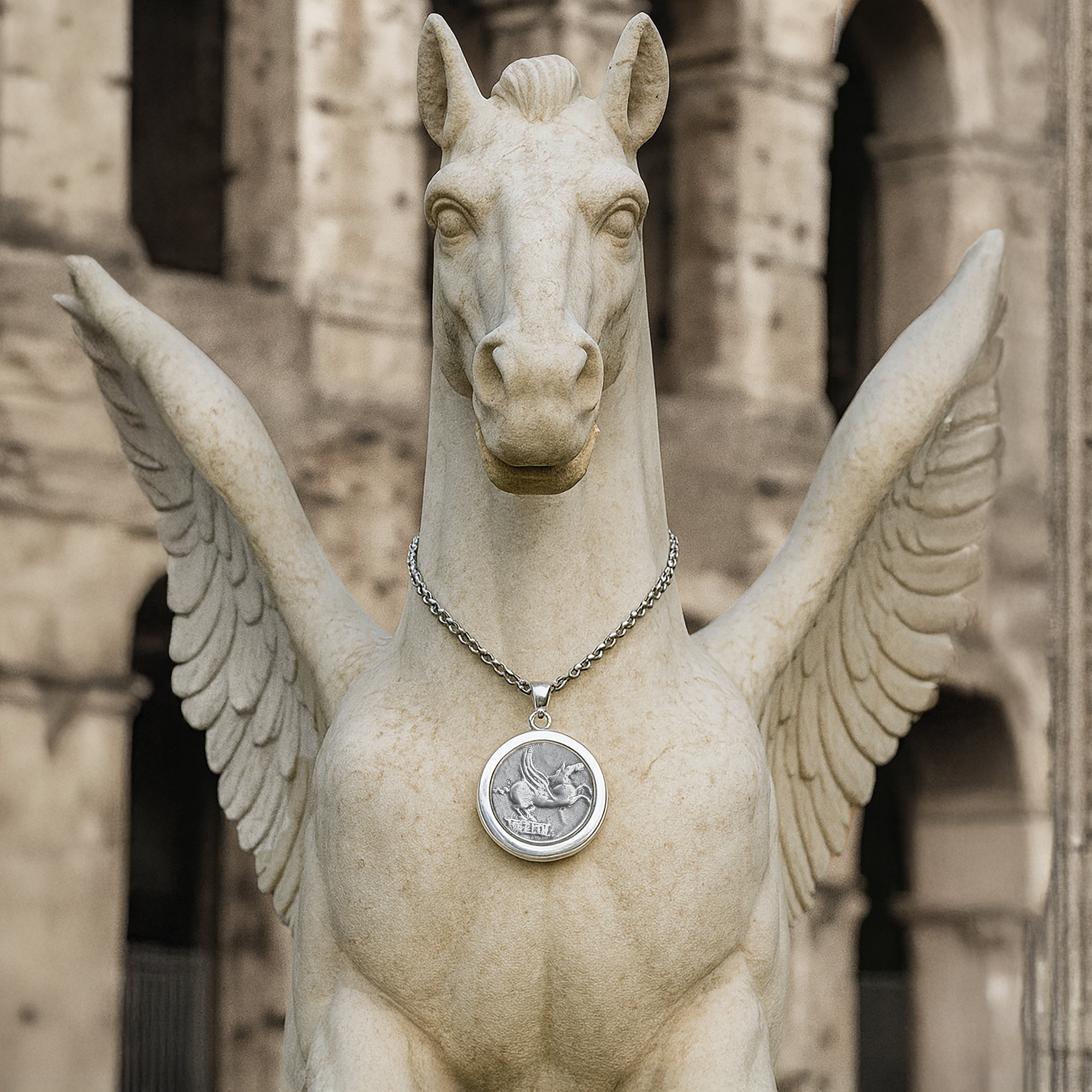 Pendente_Pegaso_su_Pegaso_marm